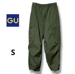 【美品】GU スーパーワイドカーゴパンツ カーキ　S 男女兼用　ゆったりのサムネイル