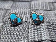 ヴィヴィアンウエストウッド リボン ストロベリーピアス 片耳 - メルカリ