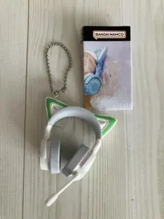 メルカリ ガチャガチャヘッドホン yowuヘッドホン 可愛さ炸裂 YOWUの猫