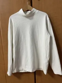 ユニクロ キッズ 長袖 ヒートテックリブハイネックTシャツ140㎝