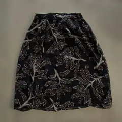 cacharel キャシャレル ボタニカル柄 シルクフレアスカートのサムネイル