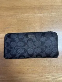 【キズ多い】コーチ　長財布　ラウンドファスナー　シグネチャー　お札入
