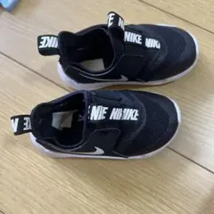 は*る様 Nike ブラック スリッポン スニーカー