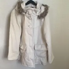 クリーム色　フリースジャケット フード付き