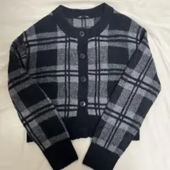 GU 黒セーター　チェック　Sサイズ