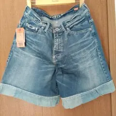 TOBILA　新品　デニム　ショートパンツのサムネイル
