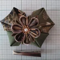 Ｔ087:成人式・和装・髪飾り・つまみ細工