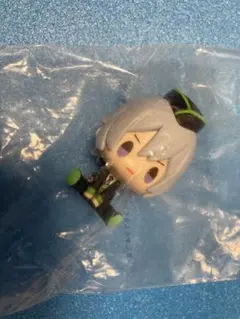 ツイステ　デフォルメフィギュア　シルバー