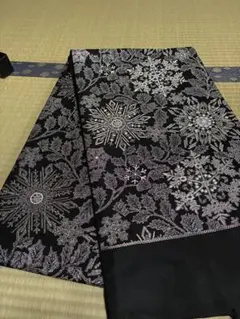 袋帯 黒地 雪の結晶柄 銀糸のサムネイル