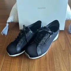AKAIHI ブラックスニーカー ジッパー付きのサムネイル