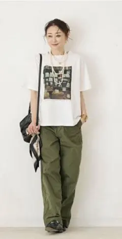 2025年最新】Hug O War Tシャツ・カットソーの人気アイテム