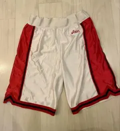 asics ハーフパンツ ホワイト/レッド　バスケ　バレー　サッカー