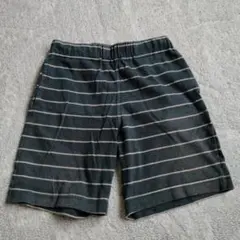 UNIQLO キッズ 半ズボン S 110cm〜125cm　g