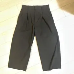 ブラック ワイドスラックス タック入りのサムネイル