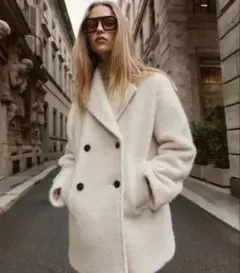 新品タグ付き ZARA ザラ ブークレダブルブレストミディ丈コート