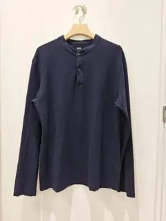 ユニクロ　ヘンリーネック　カットソー　長袖　M