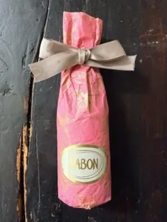 SABON ファブリックミスト リネン＆ホワイトピオニー 100ml