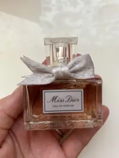 Miss Dior Eau de Parfum ミスディオール