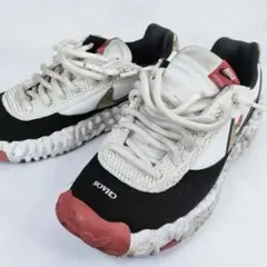 即完売！激レア！NIKE✖️UNDERCOVER オーバーブレイク　スニーカー アンダーカバーxナイキの最新コラボスニーカー オーバーブレイク