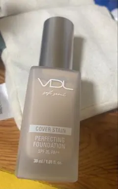 VDL COVER STAIN PERFECTING FOUNDATIONのサムネイル