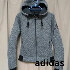 adidas　アディダス　パーカー　ジャンパー　グレー