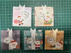 クリスマスプレゼントボックス風カード ３０個セット