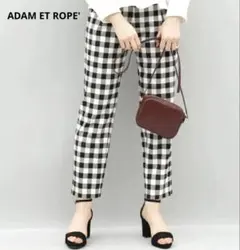 ADAM ET ROPE'アダムエロペ ブロックチェックテーパードパンツ 36のサムネイル