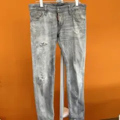 DSQUARED2 スリムジーンズ　48