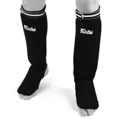 あ*。様 Fairtex キックミット 黒/白　レガース等 あ*。様 Fairtex キックミット 黒/白 レガース等 - メルカリ
