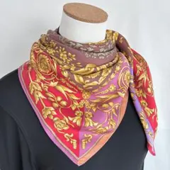 3-19.バロック調デザイン　シンメトリー　ヴィンテージ　シルクスカーフ