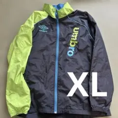 【最終価格】Umbro ピステ・ウィンドブレーカー ナイロンジャケット　ネイビー