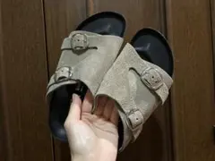 新品　BIRKENSTOCK Zurich スエード サンダル 37 24cmのサムネイル