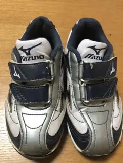 トレーニングシューズ　18cm ミズノ  野球