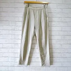 美品 インディヴィ テーパードパンツ（38）ライトグレー ウエストゴム 通勤のサムネイル