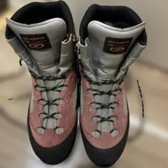 Item thumbnail for item cb04466b-c39e-44f5-8206-da41c45370e2