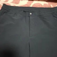 ストレッチパンツ　ユニクロ