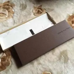 ルイヴィトン 箱 ネクタイ