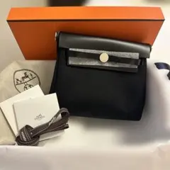【未使用品】HERMES エルメス　エールバッグ・ジップミニのサムネイル
