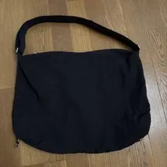 シンプル ブラック ドロストショルダーバッグのサムネイル