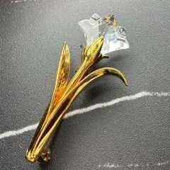 スワロフスキー エレガントな百合の花のブローチ ヴィンテージ
