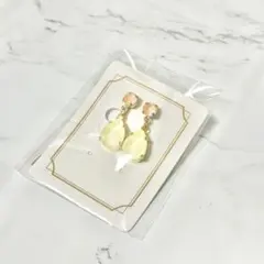 イエロードロップ型イヤリング