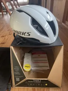 美品 S-WORKS EVADE 3 スレートクローム Mサイズ - メルカリ