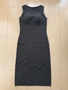 UNIQLO ウォッシャブルニットブラワンピース