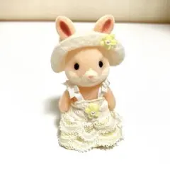激レア　シルバニアファミリー　森のマーケット限定　ピンクわたウサギの女の子