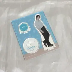 SEVENTEEN　ウジ　カフェ　セブチカフェ　アクスタ　アクリルスタンド