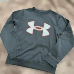 Under Armour ブラック トレーナー YMD/JM/M 140