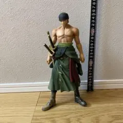 ワンピース ゾロ フィギュア