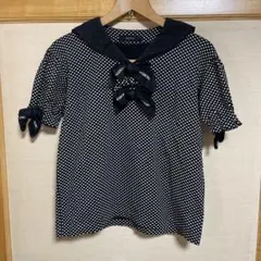 INGEBORG半袖ドット柄リボン付きトップス