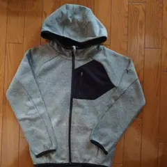 PUMA　プーマ　上着　ジャンパー　フードジャンパー　140