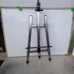 イーゼル